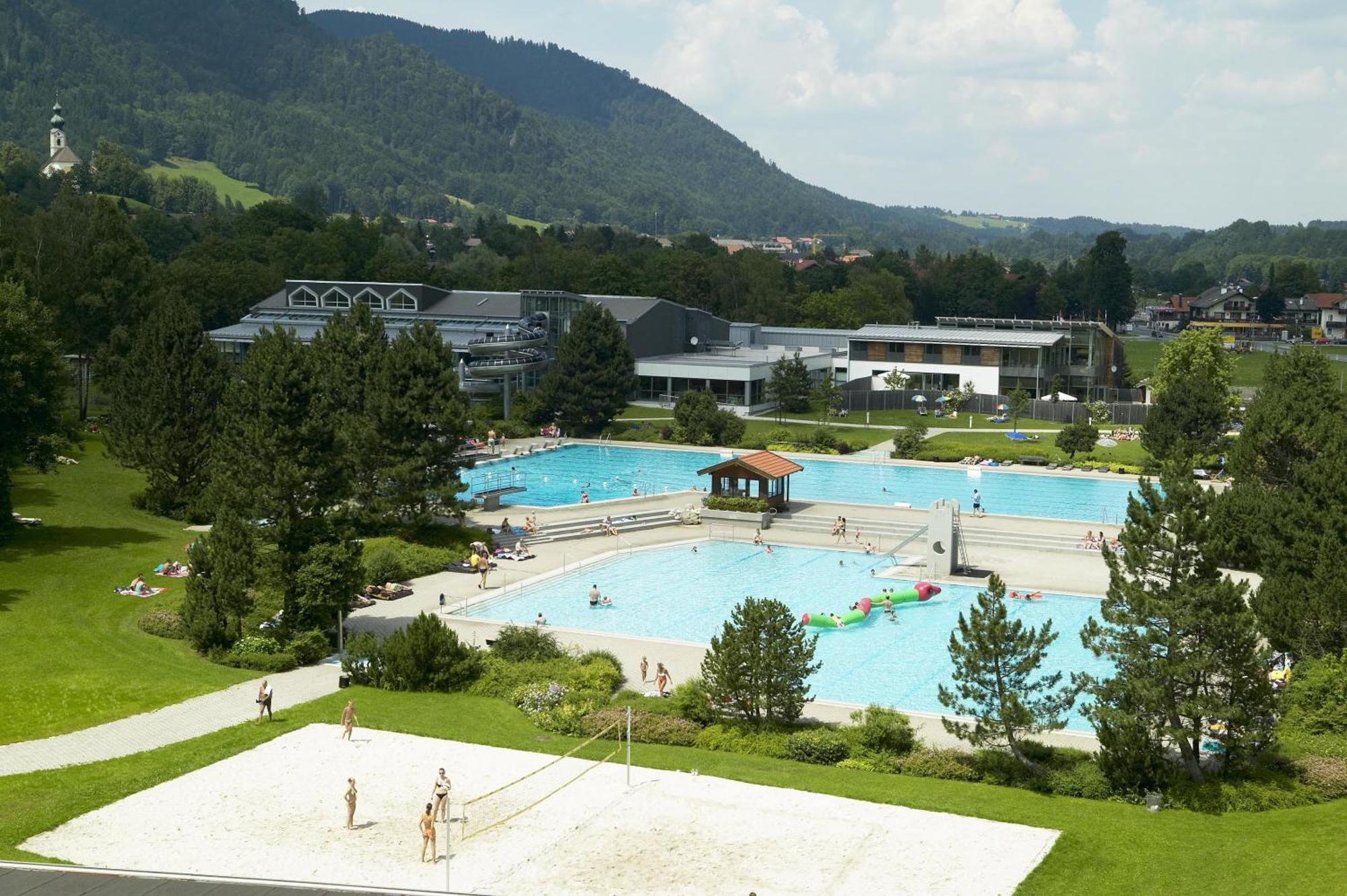 Am Badezentrum Ferienwohnungen Ruhpolding Exteriör bild